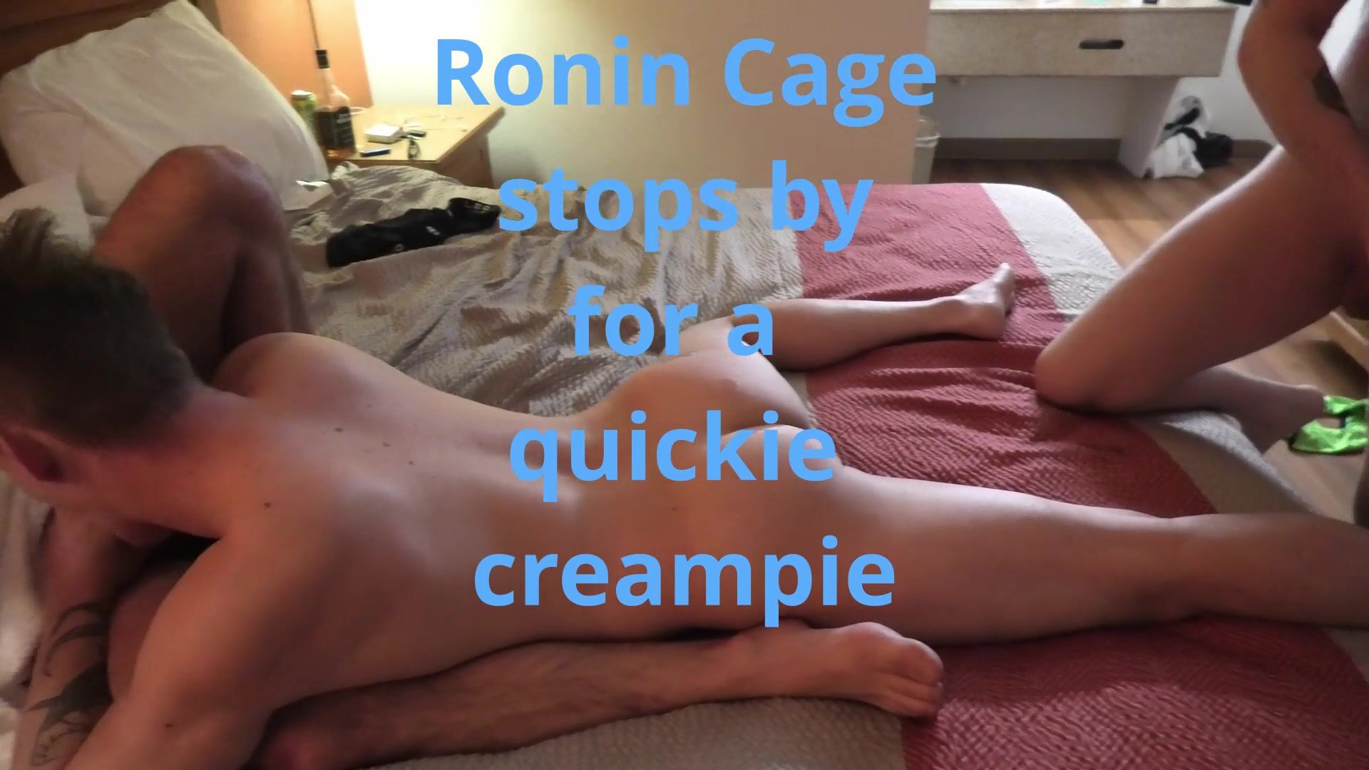 Ronin creampies Logan, while Logan Rims Ranzer